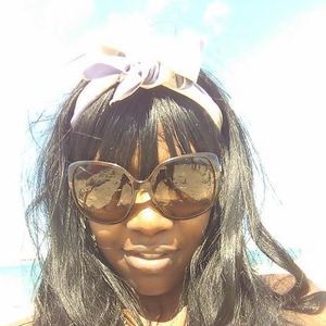 Meet your Posher, Nina